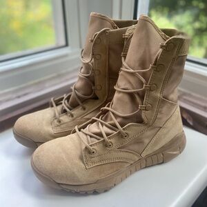 Nike SFB Military Boot Desert Tan